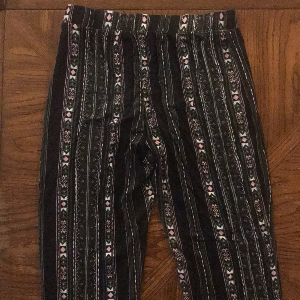 Large patterned flare pants